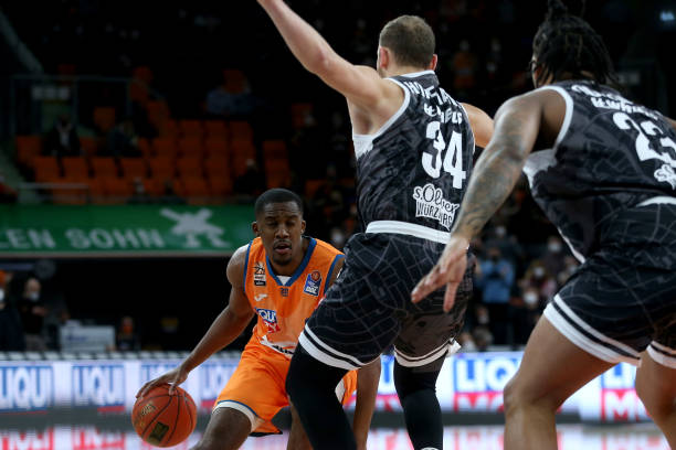 因情绪失控 因情绪失控