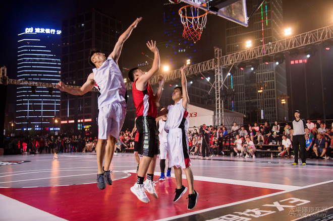 战术战略背 战术战略背